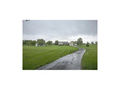 1405 Gore Rd, Raymore, MO 64083 - photo 4