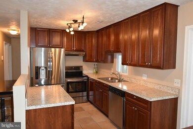 1220 Hillside Rd, Pasadena, MD 21122 - photo 6