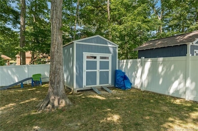 8465 Aberdeen Ln, Charlestown, IN 47111 - photo 5