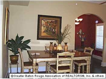 breakfast room between kitchen and dining room