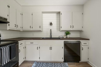 186 Monitor Cir, Moncks Corner, SC 29461 - photo 3