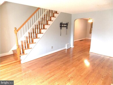 1123 Tremont Dr, Glenolden, PA 19036 - photo 2