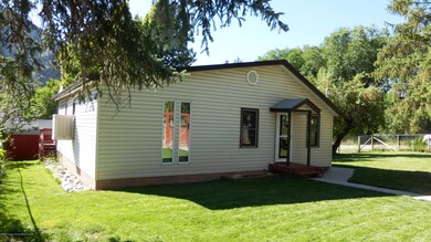 Exterior 3