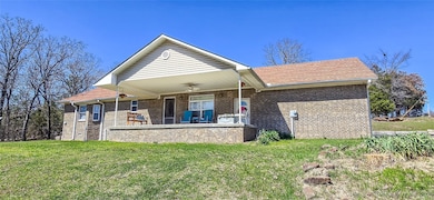 354 Oak St, Eufaula, OK 74432 - photo 5