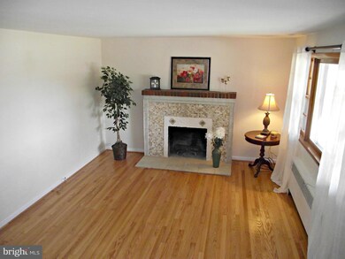 446 Andover Rd, Linthicum Heights, MD 21090 - photo 3
