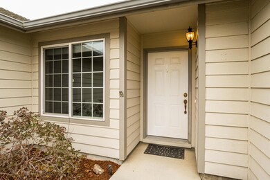 1707 NW 20th St, Redmond, OR 97756 - photo 7