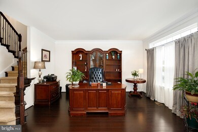 25237 Barley Grass Square, Aldie, VA 20105 - photo 5