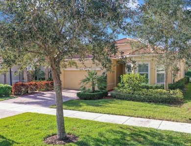 10576 SW Visconti Way, Port Saint Lucie, FL 34986 - photo 4