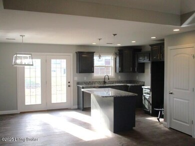 4 - 305 Rolling Meadows Ln