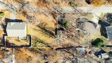 1714 Hebbert St, Grove, OK 74344 - photo 5