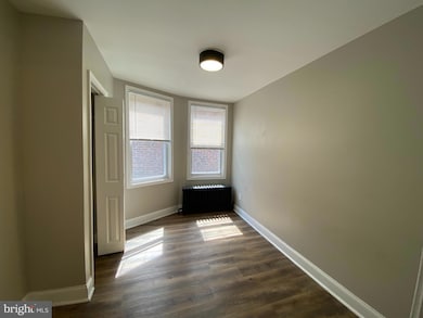 22 N Front St unit 2, Darby, PA 19023 - photo 4