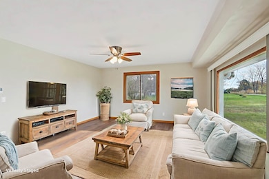 W1152 Fox Rd, Columbus, WI 53925 - photo 6