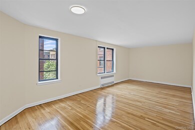 65-39 108th St unit E-10, Forest Hills, NY 11375 - photo 2