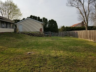 64 Buttonwood Rd, South Dartmouth, MA 02748 - photo 5