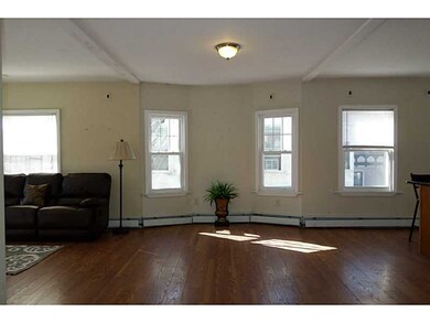 43 Wesleyan Ave, Providence, RI 02907 - photo 5