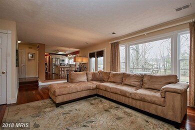 5504 Ashleigh Rd, Fairfax, VA 22030 - photo 7