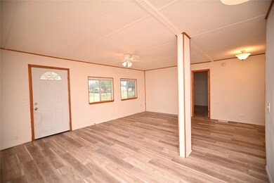 3402 Keis Rd, Pearland, TX 77584 - photo 5