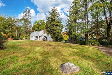 723 W Crescent Ave, Allendale, NJ 07401 - photo 4