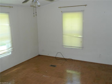 5868 Boulder Dr, High Point, NC 27263 - photo 6