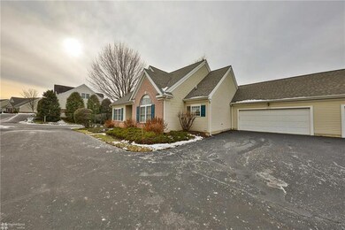 4773 Steeplechase Dr unit 7A, Macungie, PA 18062 - photo 2