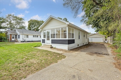 4329 Thorndyke Ave SW, Grand Rapids, MI 49548 - photo 3