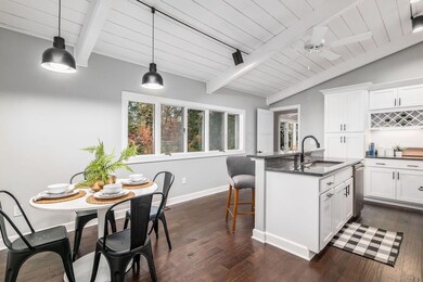 Spacious kitchen/dining