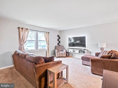 8504 Cavalry Ln, Manassas, VA 20110 - photo 3