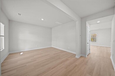 561 Cozy Bluff Rd, Spartanburg, SC 29301 - photo 2