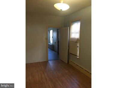 304 Carpenter St, Reading, PA 19602 - photo 3