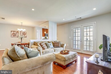 4119 S Four Mile Run Dr unit 401, Arlington, VA 22204 - photo 6