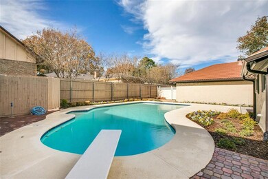 3313 Bobwhite Dr, Bedford, TX 76021 - photo 3