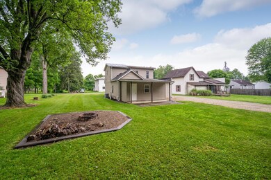 107 Vine St. E-111