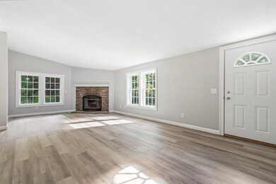 19 Hillside St, Hillsborough, NH 03244 - photo 5