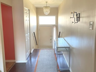 3434 Golfview Dr, Hazel Crest, IL 60429 - photo 3