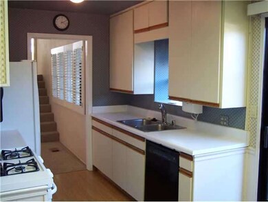 Kitchen in front house.