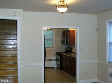 2524 Oakley Ave, Baltimore, MD 21215 - photo 4