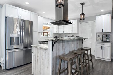 Sweet breakfast bar, stainless steel appliances, g