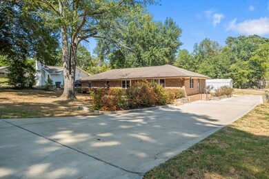 140 Marilyn St, Nacogdoches, TX 75961 - photo 3