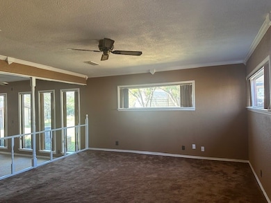 808 Flamingo Rd, Granbury, TX 76049 - photo 2