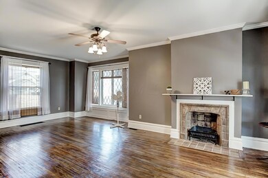 Living/Dining Rooms