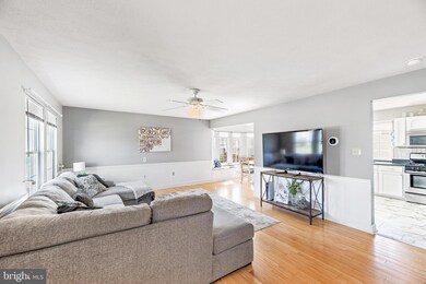 45523 Kilbeggan Ct, Great Mills, MD 20634 - photo 4