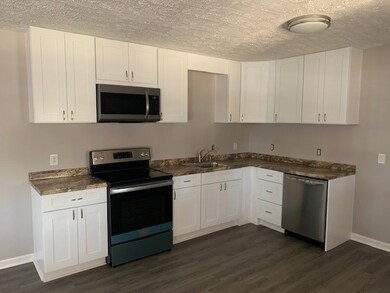 104 Ligon Dr, Shelbyville, TN 37160 - photo 4