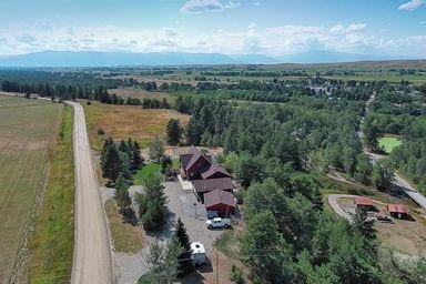 Quick Access to Hwy 212