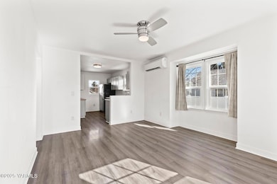1805 Greenway Ave019
