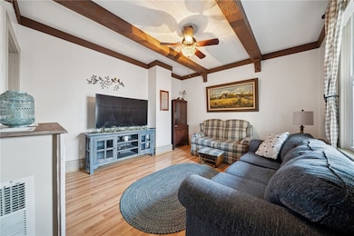 647 7th St, Pitcairn, PA 15140 - photo 4