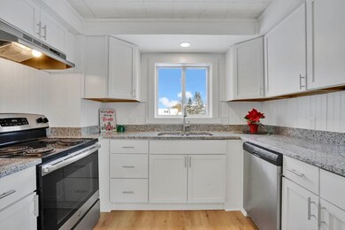 12 Stebbins St, Chicopee, MA 01020 - photo 7