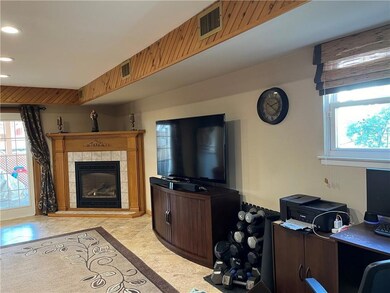 12 Leggett Place, Staten Island, NY 10314 - photo 4