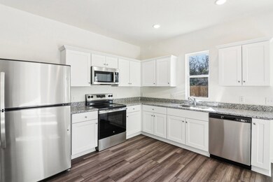 214 Connecticut Ct, Princeton, TX 75407 - photo 7