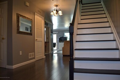 60 Harbor Cir, Freehold, NJ 07728 - photo 4