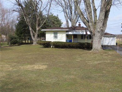 5543 Mapleton Rd, Lockport, NY 14094 - photo 3